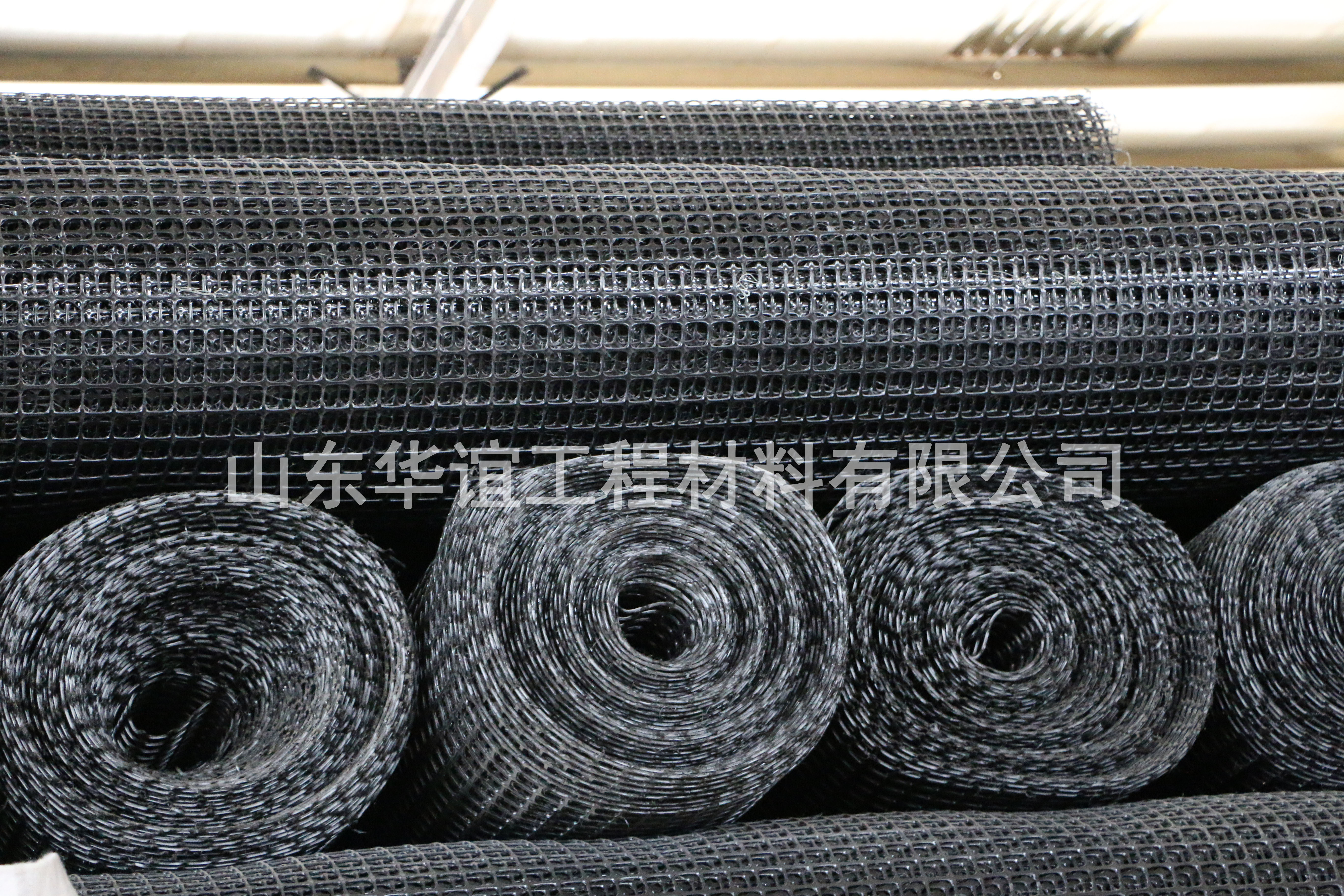 車庫頂板綠化的發(fā)展趨勢(shì)及排水板在工程中起到的重大作用